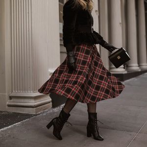 Plaid skirt with belt (nwot)